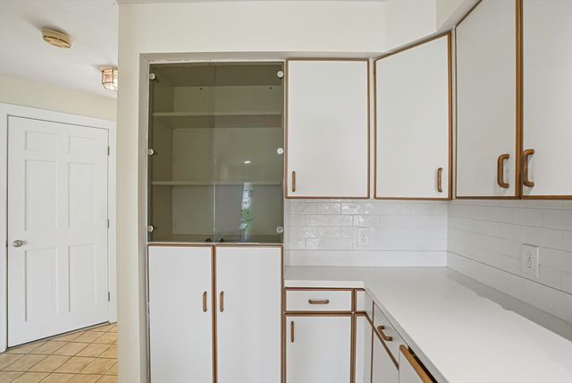 74 S Quinsigamond Ave 2, Shrewsbury, MA 01545