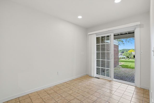74 S Quinsigamond Ave 2, Shrewsbury, MA 01545