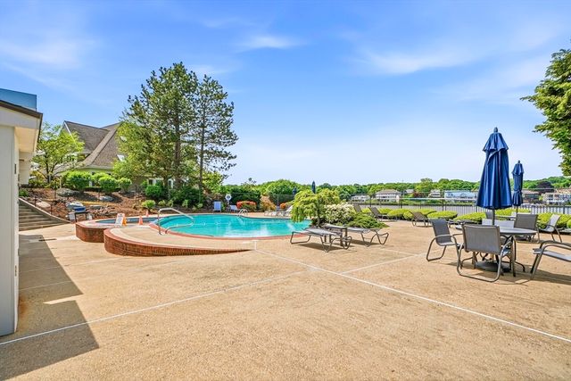 74 S Quinsigamond Ave 2, Shrewsbury, MA 01545