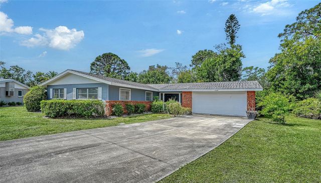 2436 BREAKWATER CIRCLE, Sarasota, FL 34231