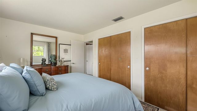 2436 BREAKWATER CIRCLE, Sarasota, FL 34231
