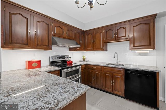 607 LINDSEY ROAD, Wilmington, DE 19809
