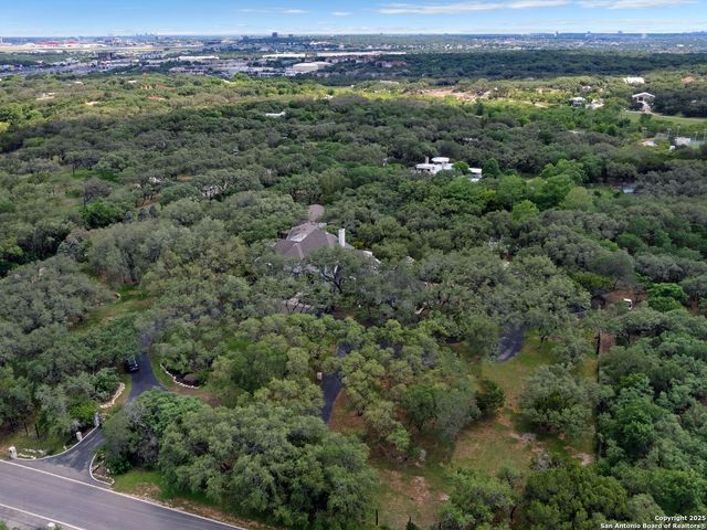 100 Tomahawk Trail, San Antonio, TX 78232