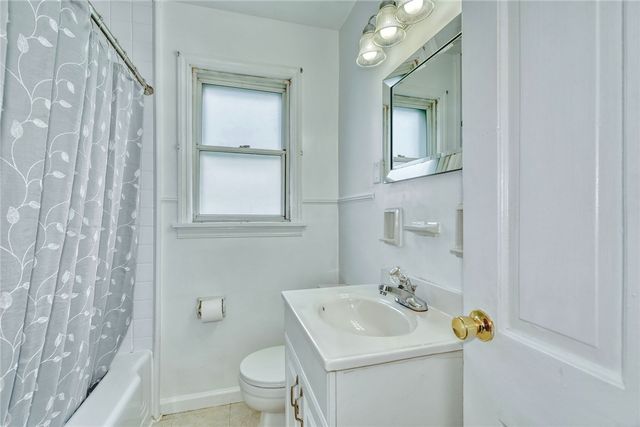 110 Howard Road, Gates, NY 14606