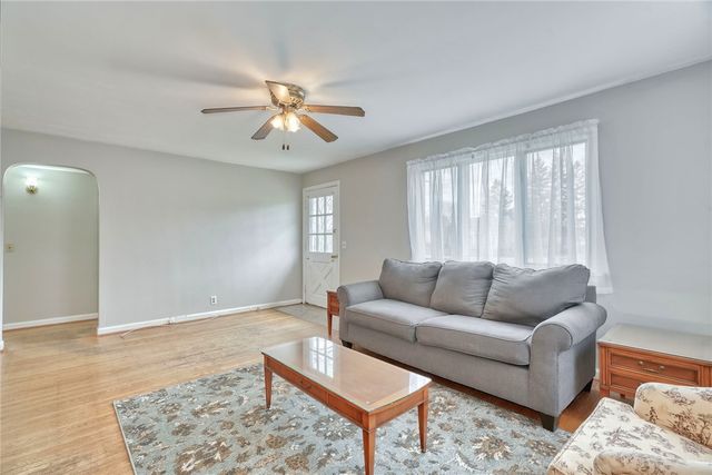 110 Howard Road, Gates, NY 14606