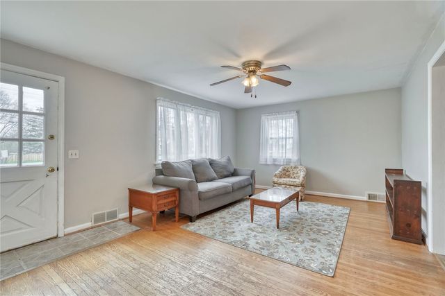 110 Howard Road, Gates, NY 14606