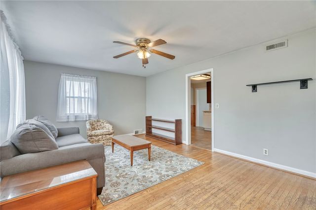 110 Howard Road, Gates, NY 14606