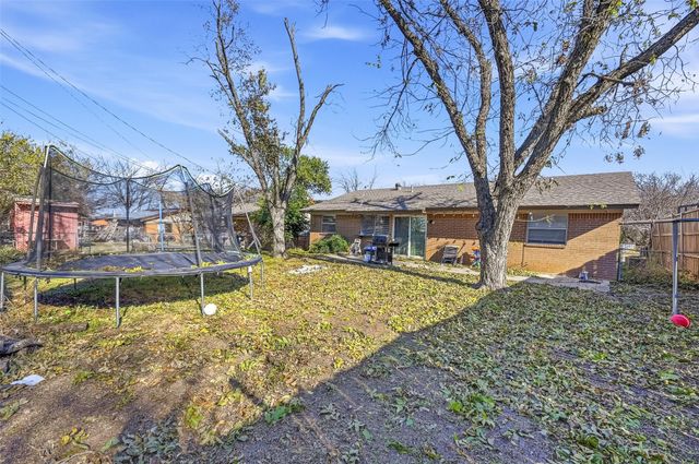 4201 Redstone Road, Denton, TX 76209