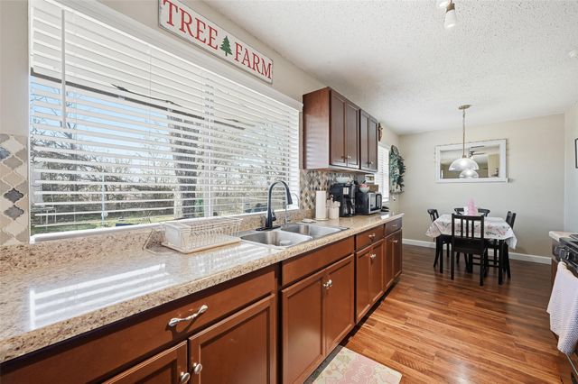 4201 Redstone Road, Denton, TX 76209