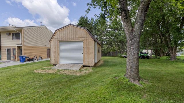 612 E Broadway STREET, Blair, WI 54616