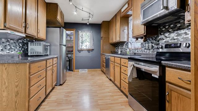 612 E Broadway STREET, Blair, WI 54616