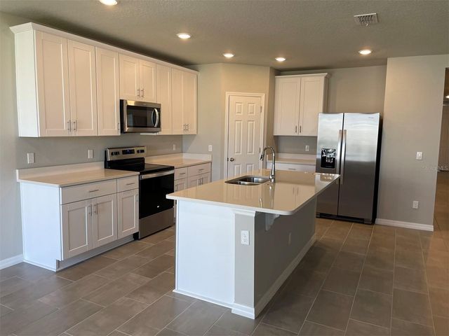 5295 MEREDREW LANE, St Cloud, FL 34771