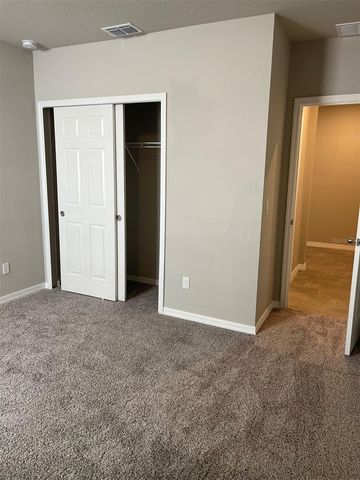 5295 MEREDREW LANE, St Cloud, FL 34771