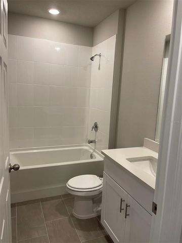 5295 MEREDREW LANE, St Cloud, FL 34771