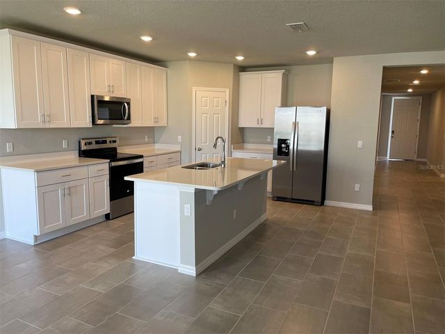 5295 MEREDREW LANE, St Cloud, FL 34771