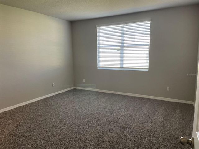 5295 MEREDREW LANE, St Cloud, FL 34771