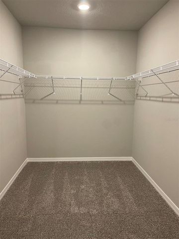 5295 MEREDREW LANE, St Cloud, FL 34771