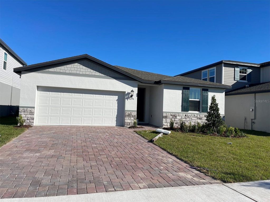 5295 MEREDREW LANE, St Cloud, FL 34771