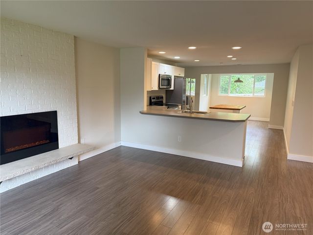 8820 Prentice Avenue, Gig Harbor, WA 98332
