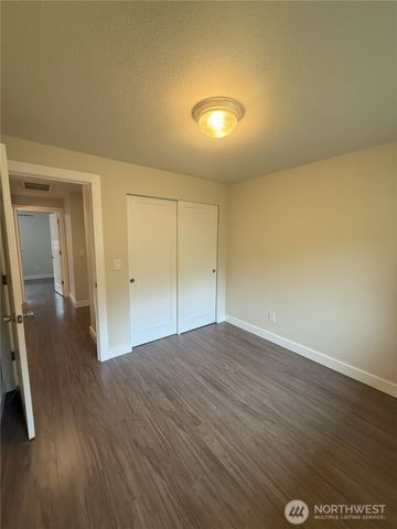 8820 Prentice Avenue, Gig Harbor, WA 98332