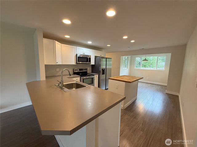 8820 Prentice Avenue, Gig Harbor, WA 98332