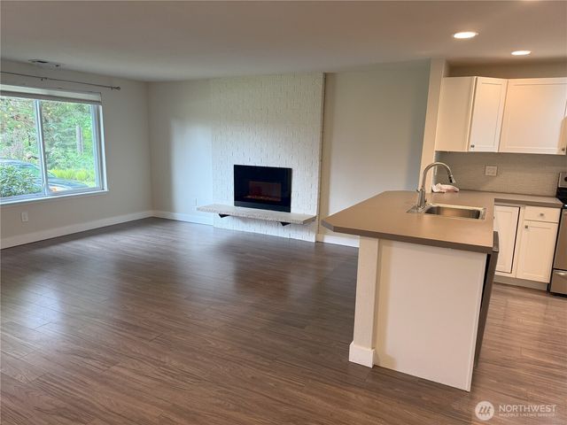8820 Prentice Avenue, Gig Harbor, WA 98332