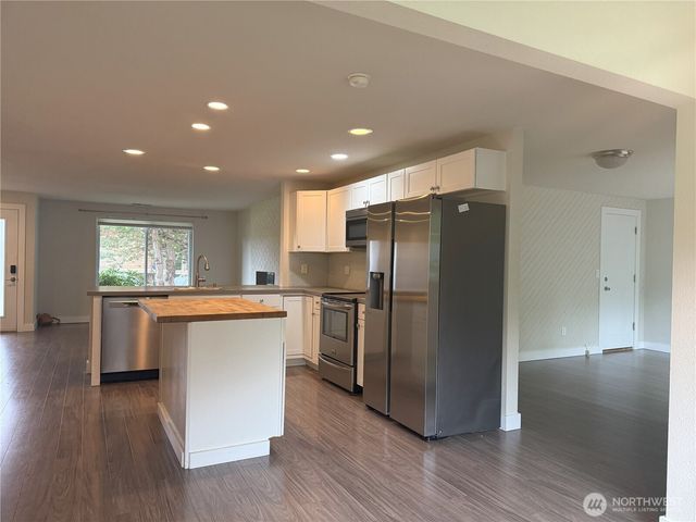 8820 Prentice Avenue, Gig Harbor, WA 98332