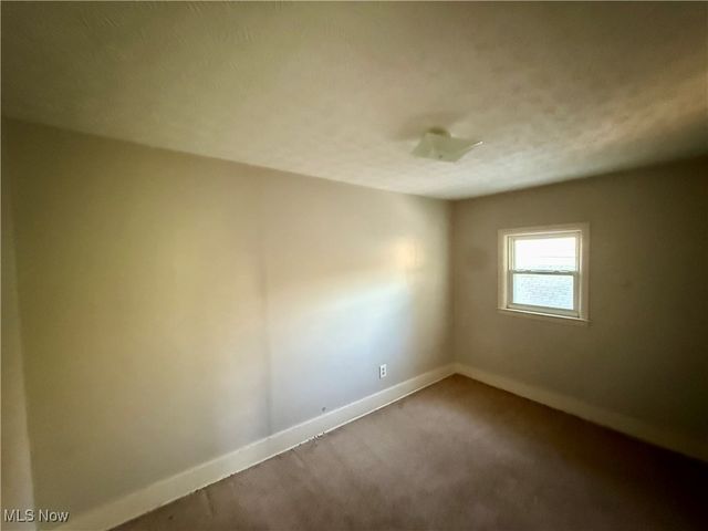 46 Brown Street, Barberton, OH 44203