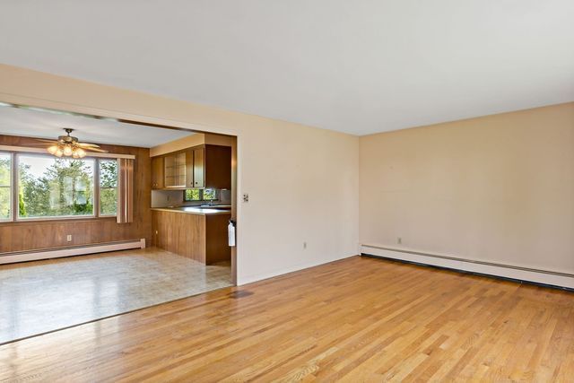 85 Sunset Avenue, Providence, RI 02909