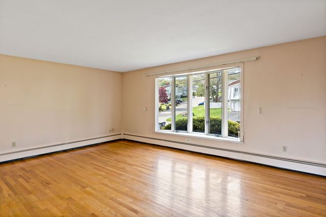 85 Sunset Avenue, Providence, RI 02909