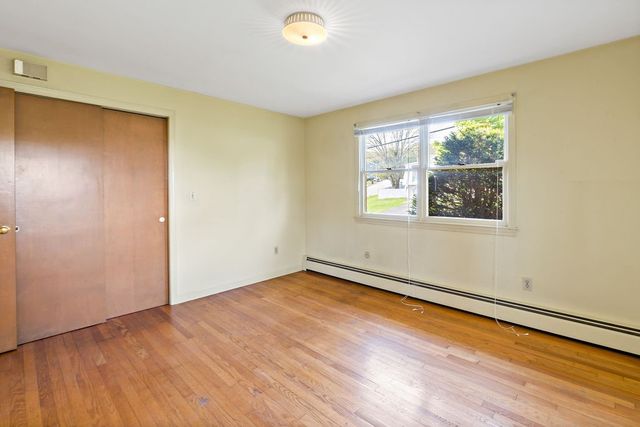 85 Sunset Avenue, Providence, RI 02909