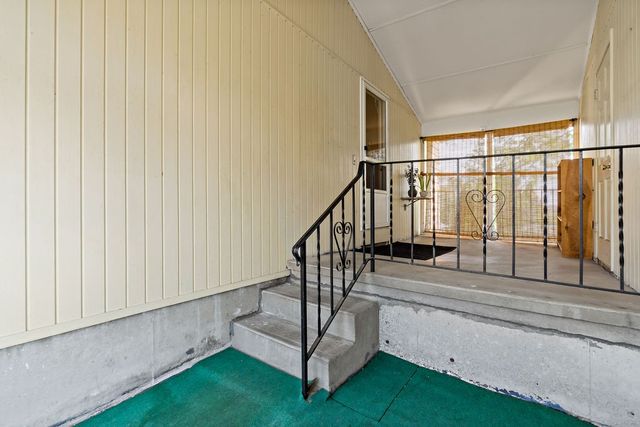 85 Sunset Avenue, Providence, RI 02909