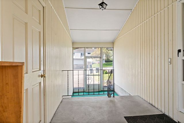 85 Sunset Avenue, Providence, RI 02909