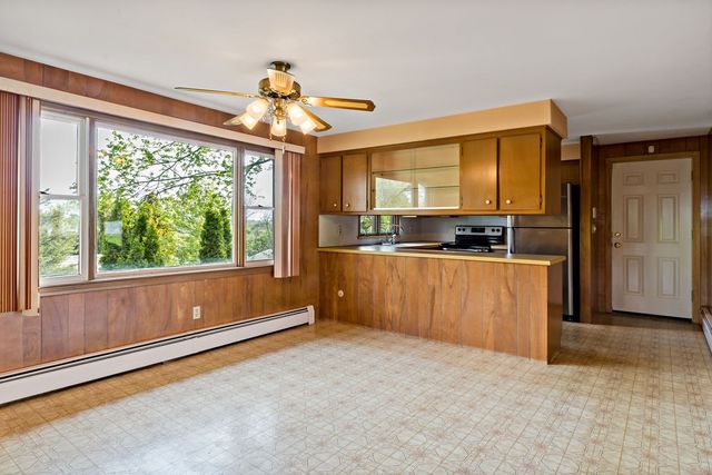 85 Sunset Avenue, Providence, RI 02909