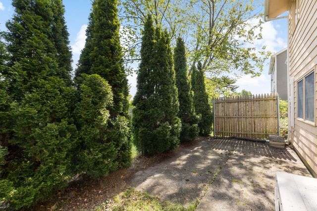85 Sunset Avenue, Providence, RI 02909