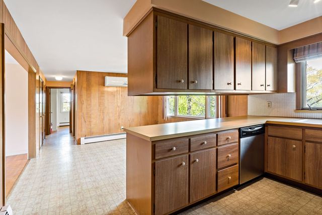 85 Sunset Avenue, Providence, RI 02909