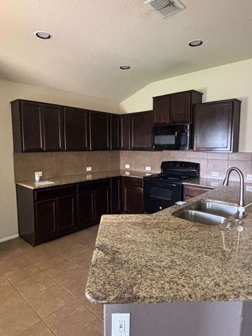 11507 N Peak, San Antonio, TX 78245