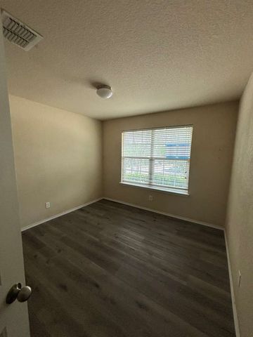 11507 N Peak, San Antonio, TX 78245