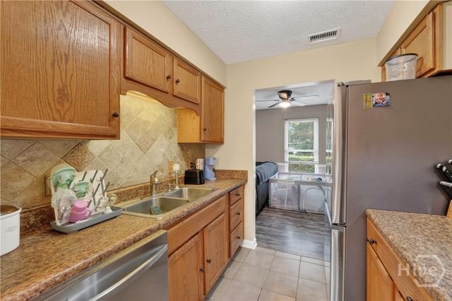 7313 Tropical Way, Savannah, GA 31410