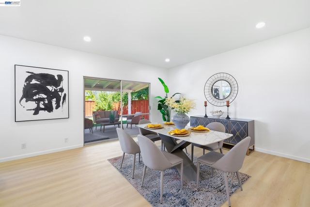 5011 Doyle Rd, San Jose, CA 95129