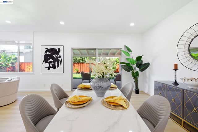 5011 Doyle Rd, San Jose, CA 95129