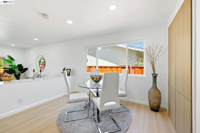 5011 Doyle Rd, San Jose, CA 95129