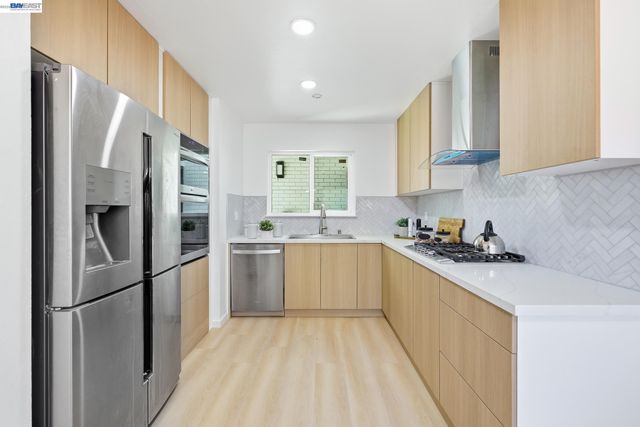 5011 Doyle Rd, San Jose, CA 95129
