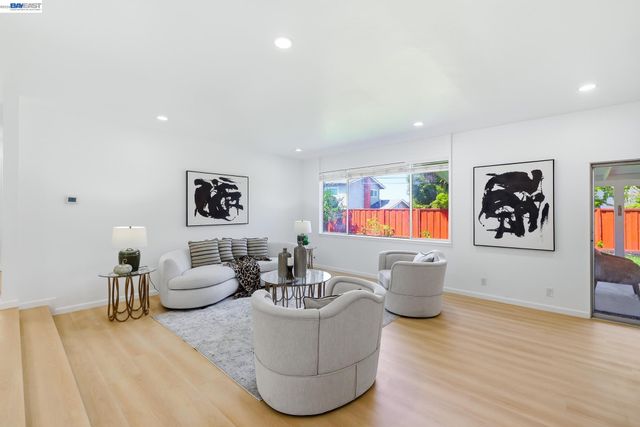 5011 Doyle Rd, San Jose, CA 95129