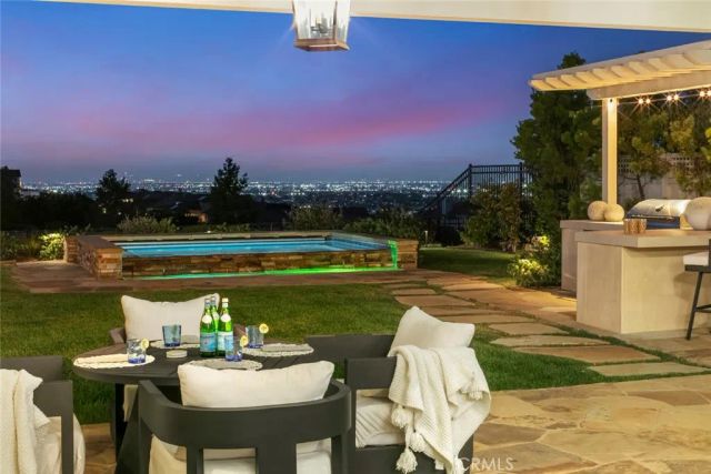 5 Rancho Elastico, Rolling Hills Estates, CA 90274