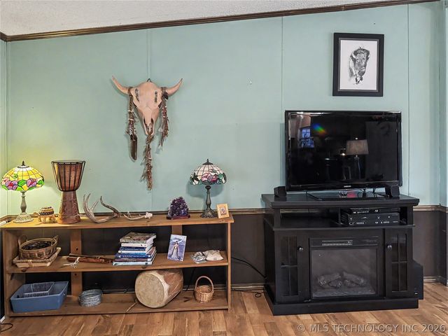 15520 N Clear Creek Road, Hulbert, OK 74441