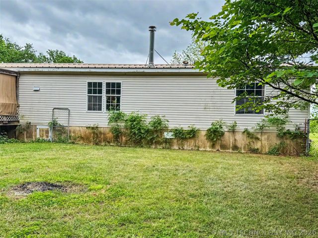 15520 N Clear Creek Road, Hulbert, OK 74441