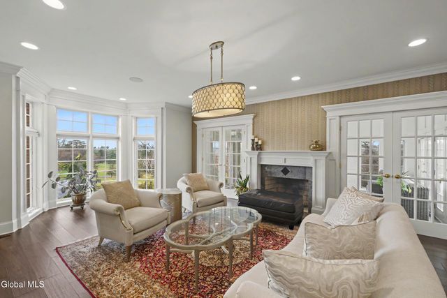 9 Sage Estate, Menands, NY 12204