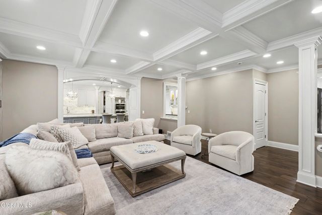9 Sage Estate, Menands, NY 12204