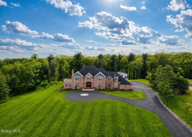 9 Sage Estate, Menands, NY 12204
